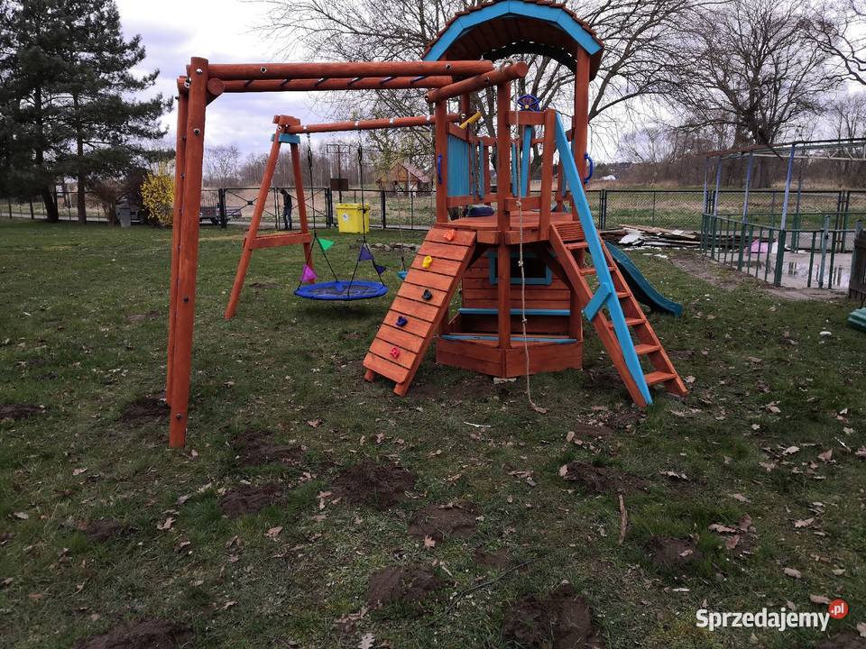 Plac zabaw zjeżdżalnia huśtawka piaskownica Konin sprzedam