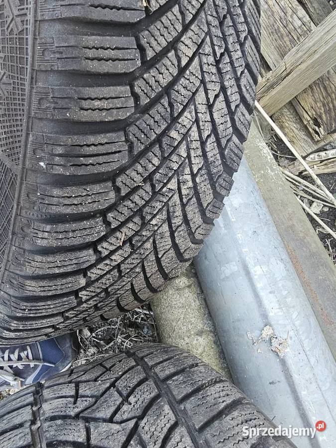 Orginalne felgi Audi 16z oponami zimowymi na 23 Średnica 16" Koszalin