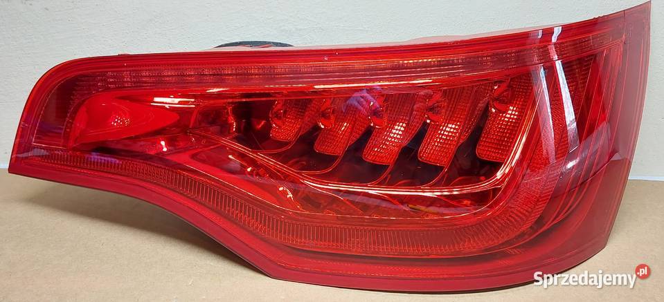 LAMPA TYLNA LED PRAWA AUDI Q7 2010 4L0945094G Oświetlenie dolnośląskie Mielęcin