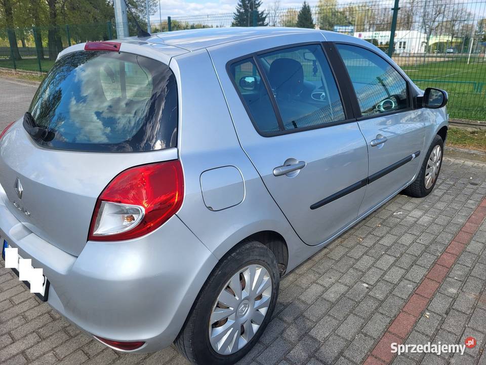 Renault Clio 12 benzyna 75 niski przebieg Warta