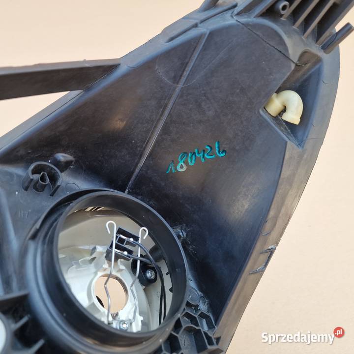 CITROEN C3 DS3 0916 REFLEKTOR LAMPA PRAWA PRZÓD Lampy przednie Bieleń