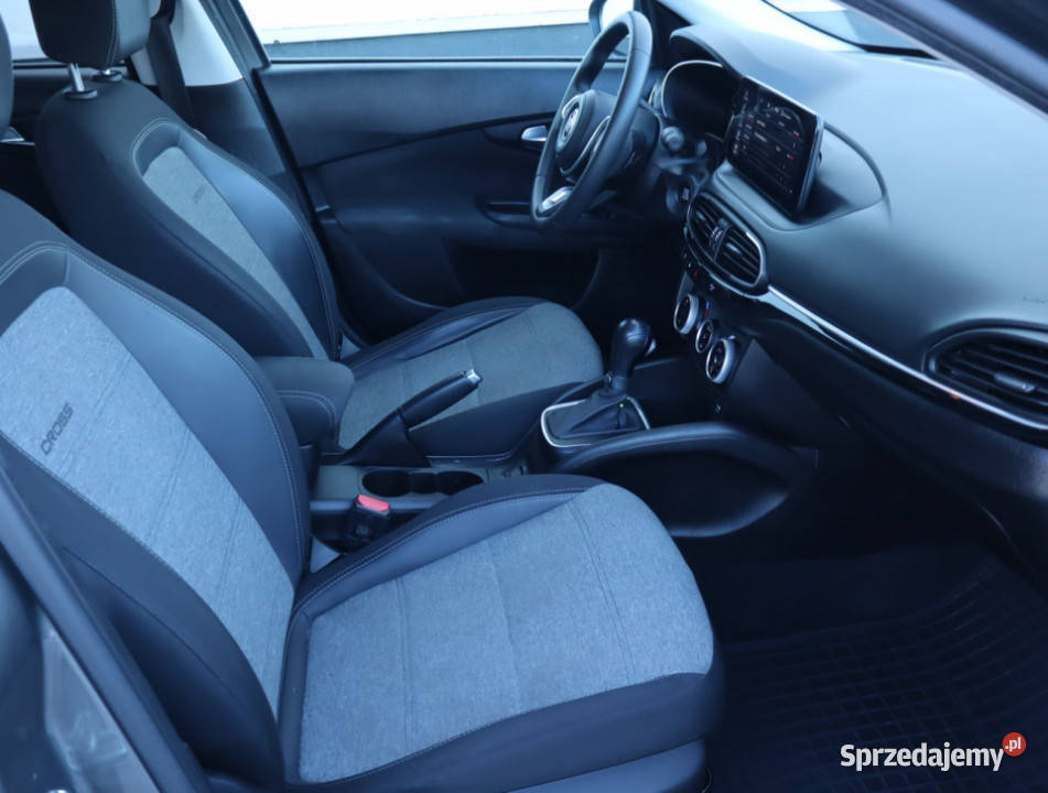 Fiat Tipo 15 MHEV Łódź