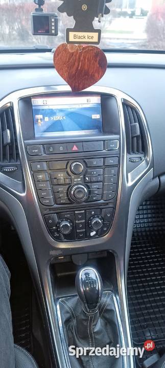 Sprzedam Opel Astra J 14T Cosmo salon Polska
