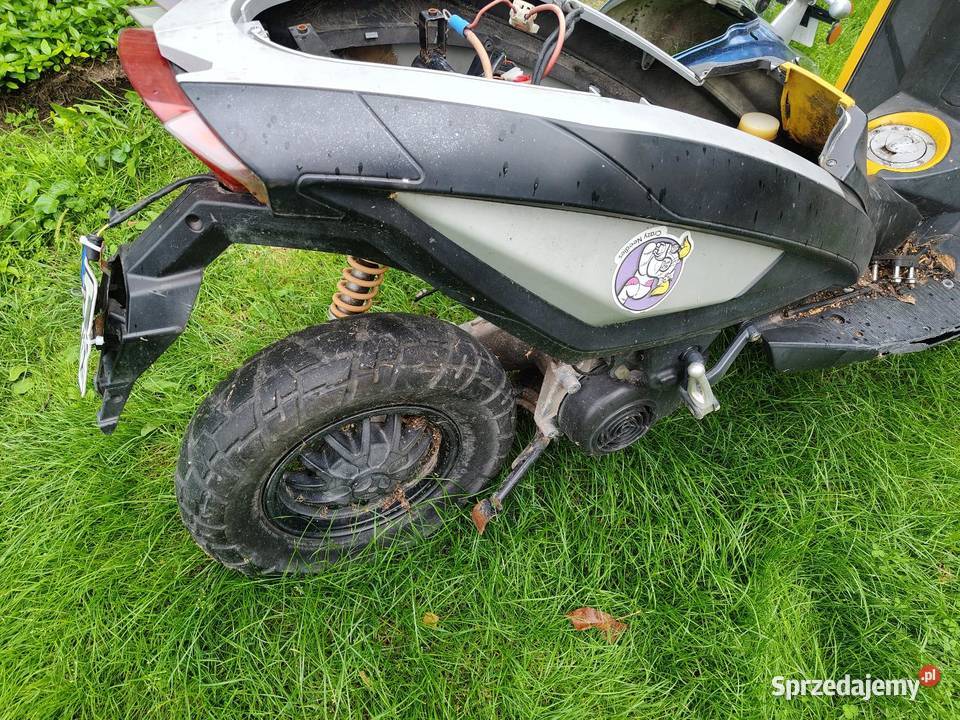Skuter Benelli Quatro nove 49x benzyna sprzedam