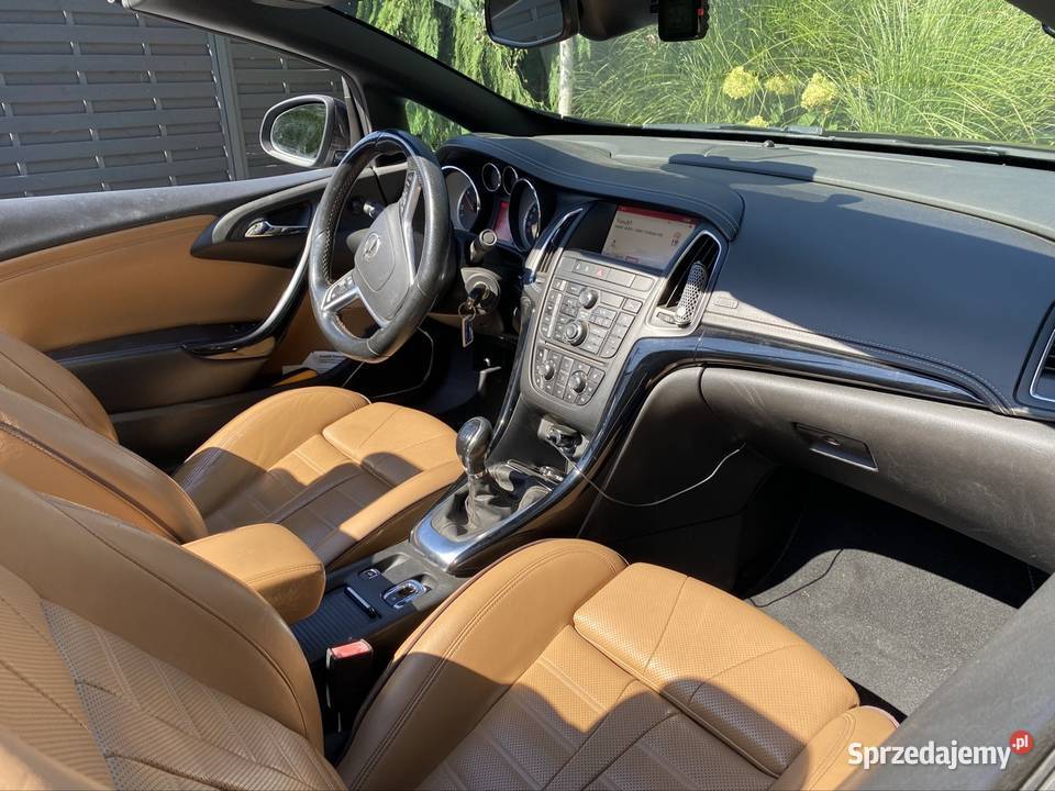 Opel Cascada pełna wyposażenia 28600km sprzedam