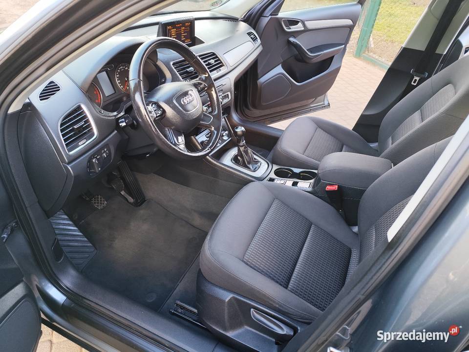 Audi Q3 20 TDi z Niemiec Szklany dach sprowadzony Śrem