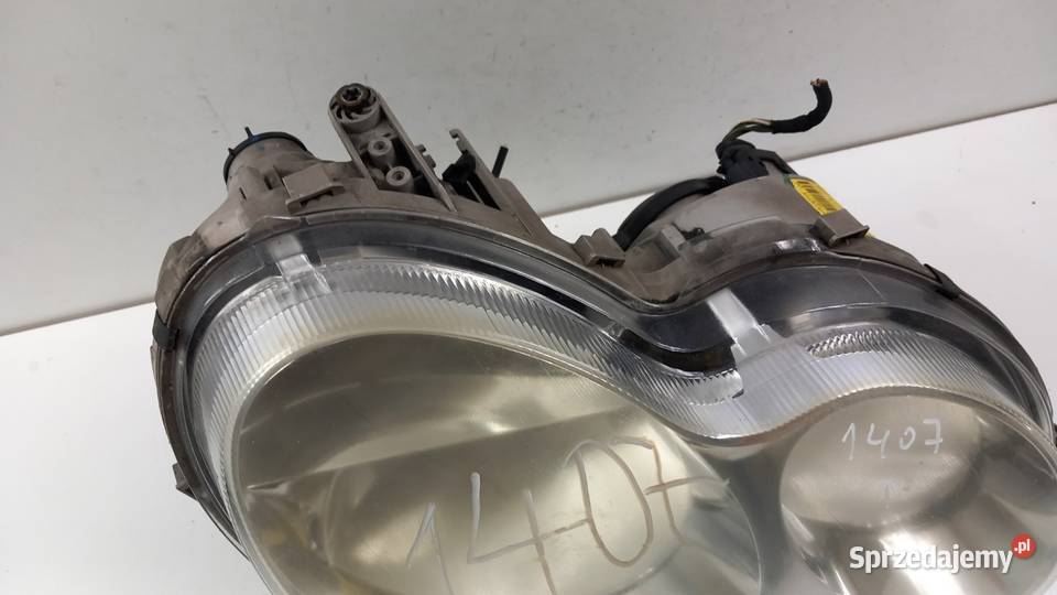 MERCEDES C W203 LIFT KOMBI SEDAN LAMPA PRZÓD wielkopolskie Zbierkowo sprzedam
