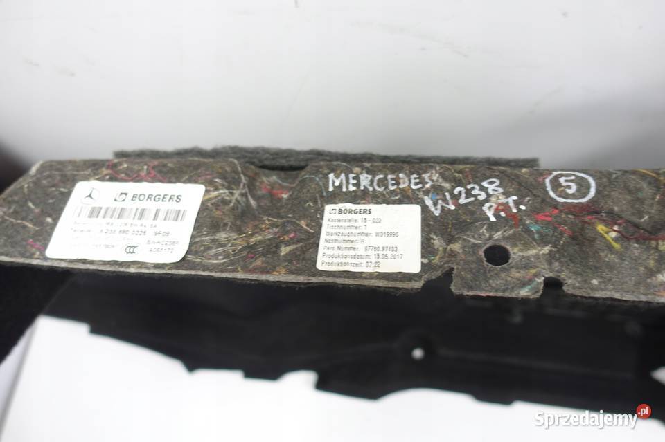 Mercedes W238 C238 BOCZEK BAGAŻNIKA tapicerka osobowe Rudka sprzedam