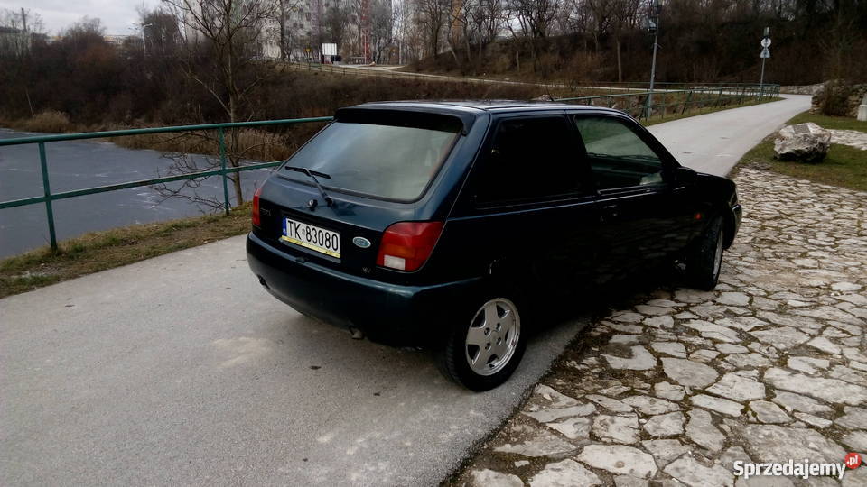 Ford fiesta 16 16v xr2 futura dlugie oplaty Kielce