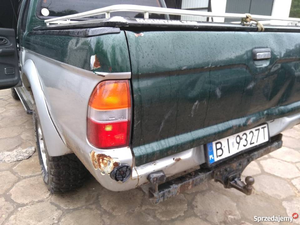 Mitsubishi L200 25td uszkodzony Soce