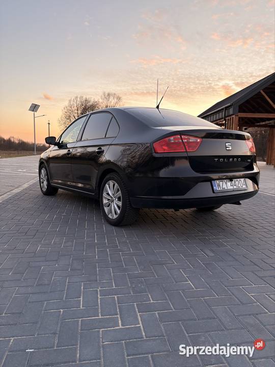 Seat Toledo 4 2015r 12 TSI 85 Navi Apple Car Alu Rok produkcji 2015 Żyrardów