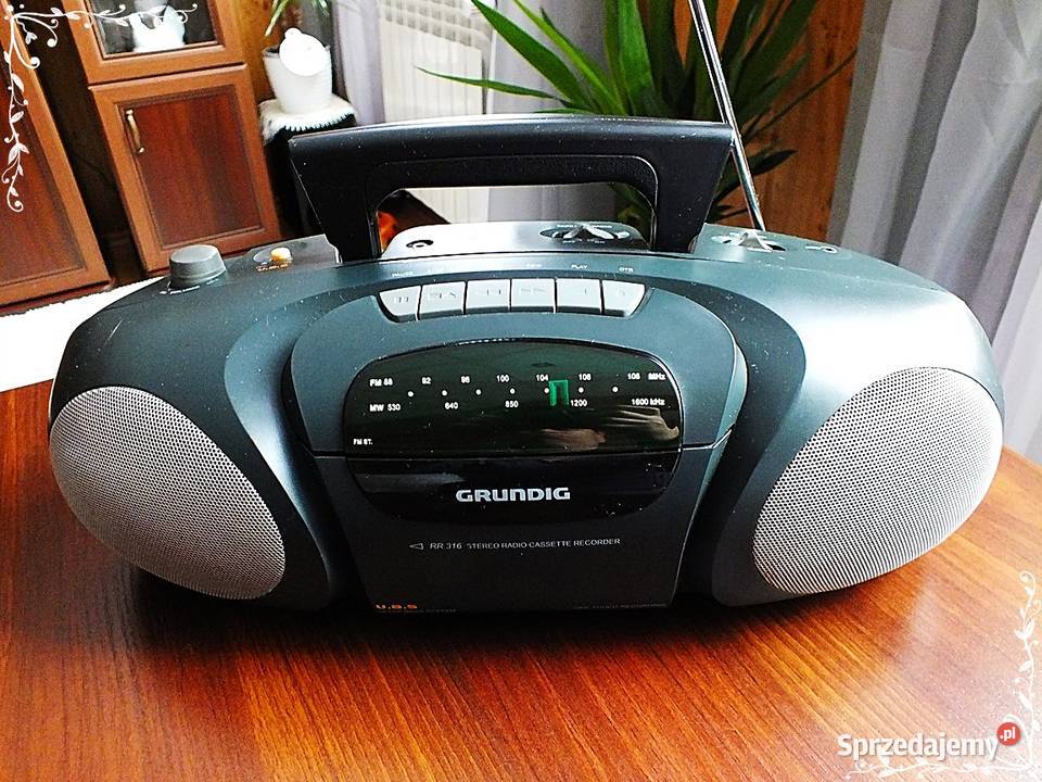Radioodtwarzacz GRUNDIG RR316 Brak głosu w Radioodtwarzacze lubuskie Żary