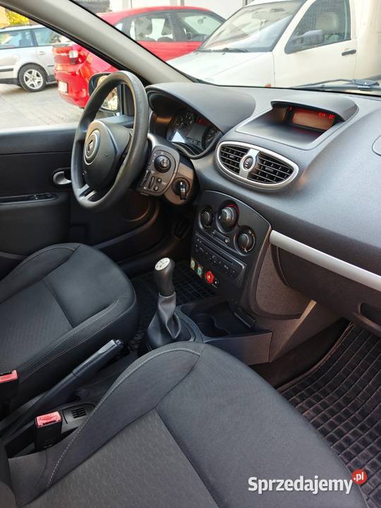 Renault Clio III 12 Radom