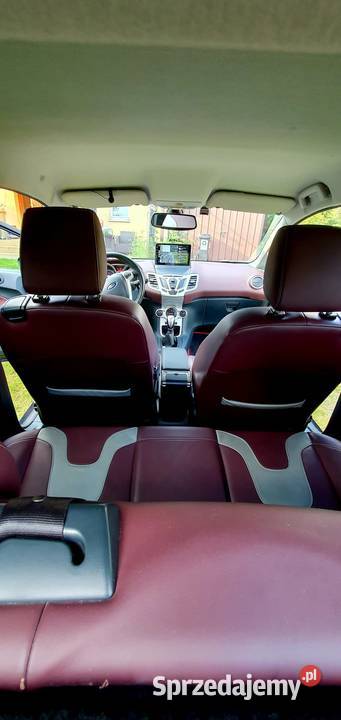 Sprzedam ford fiesta indywidual 16tdci 2009r 1600cm3 Samochody osobowe Serock