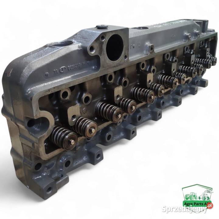 Głowica cylindrów silnika R121608 RE57489 John Ciechanowiec sprzedam