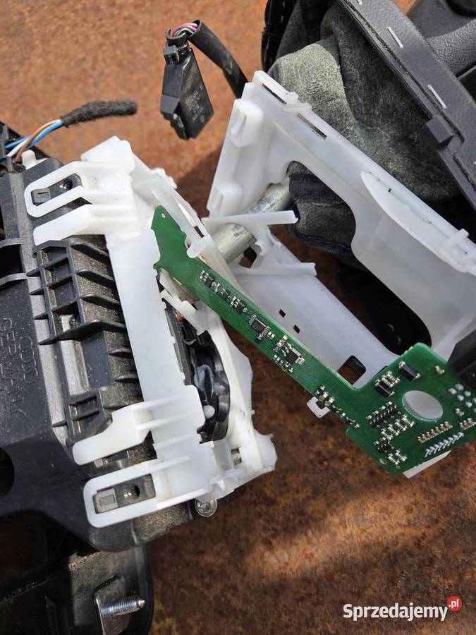 Wybierak dźwignia zmiany biegów automat Audi A6