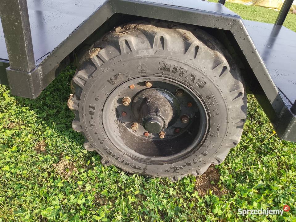 Przyczepa rolnicza nieuszkodzony