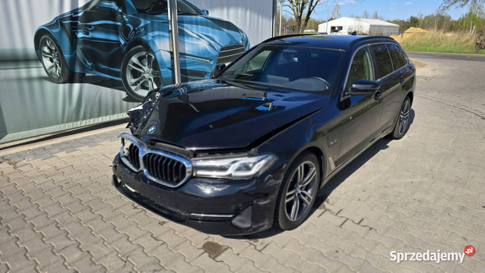 BMW 530 Hybryda Plug In 530e Bogate Wyposażenie VAT marża sprzedam