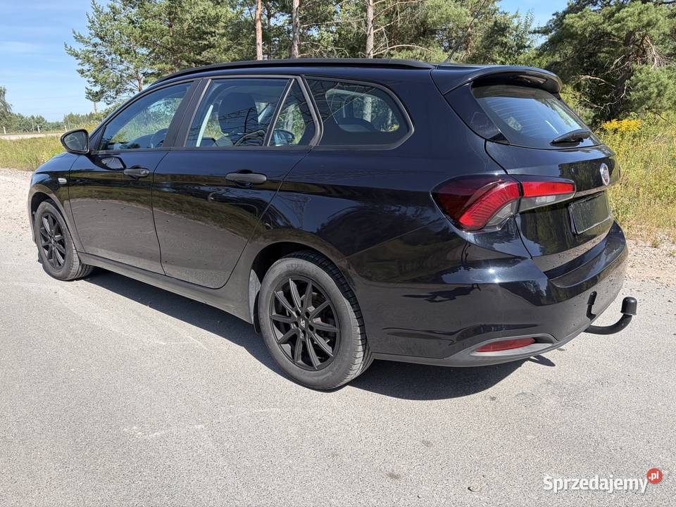 Fiat Tipo 14 benzyna Serwisowany super stan lakier metallic Tipo