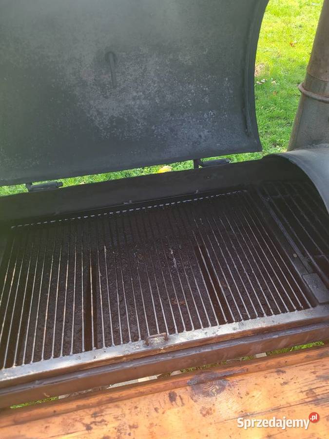 Grill wędzarnia