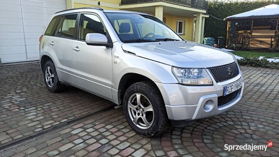 Suzuki Grand Vitara 4x4 19 DDIS Hak Tempomat światła do jazdy dziennej Rzeszów