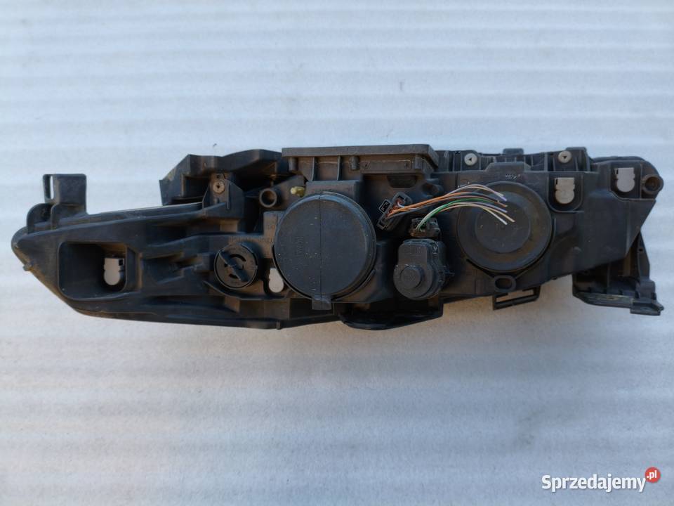 Lampa Prawy Przód Przednia Prawa Renault Laguna
