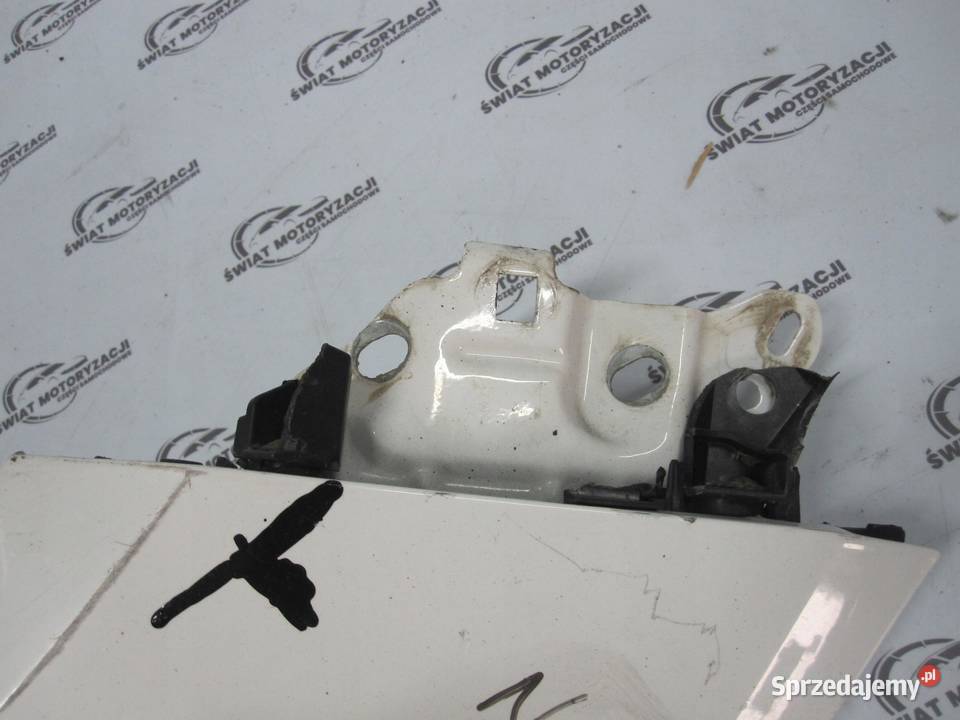 OPEL CORSA E 17r błotnik lewy przód
