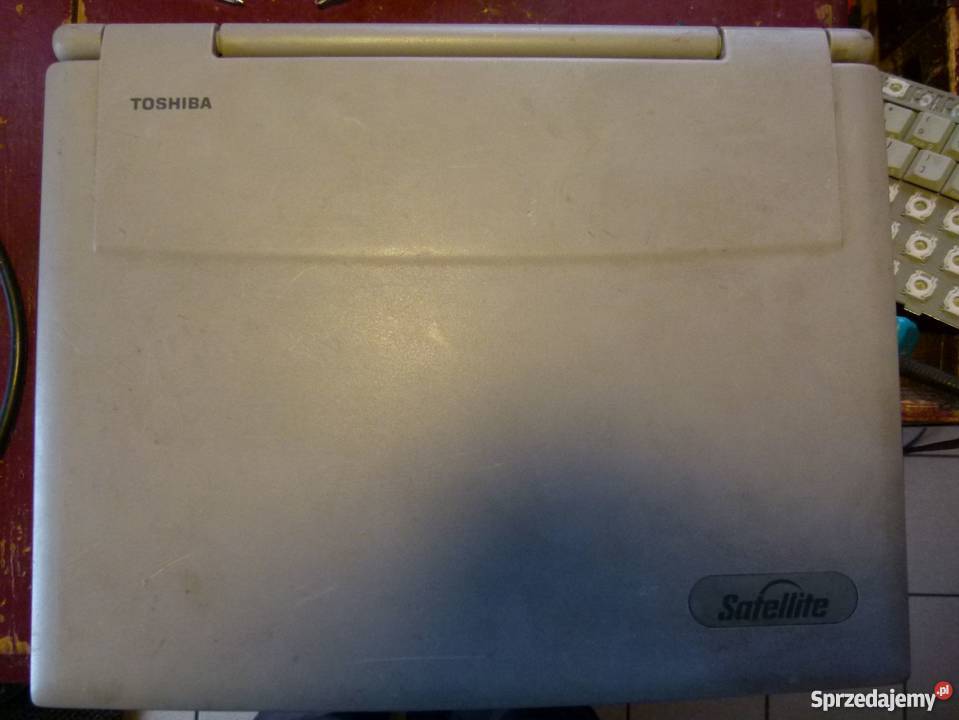 Laptop Toschiba Satellite 300CDT zabytek vintage Toshiba Zamość