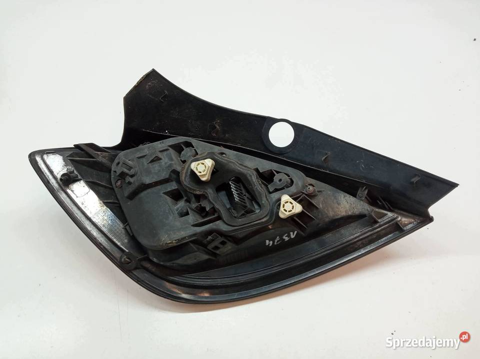 LAMPA TYŁ 5D HB PRAWA 342691834 Opel Astra III Rok produkcji 2005