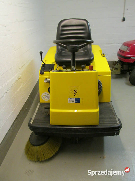 Zamiatarka samojezdna Krcher KMR 1200 BAT Biznes i Przemysł Kłobuck