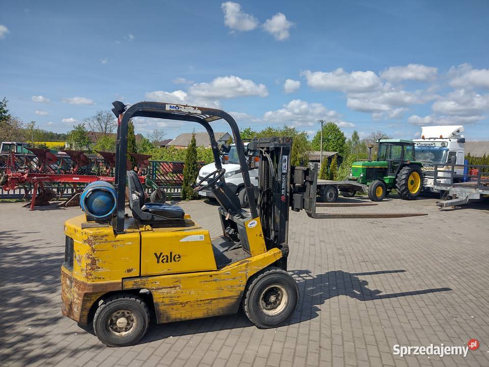 Wózek widłowy yale 2500 udźwigu triplex 430 Wózki widłowe Sośno