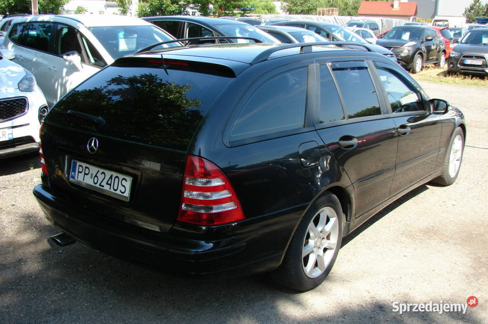 Mercedes C 180 18 E 143 Super auto W203 20002007
