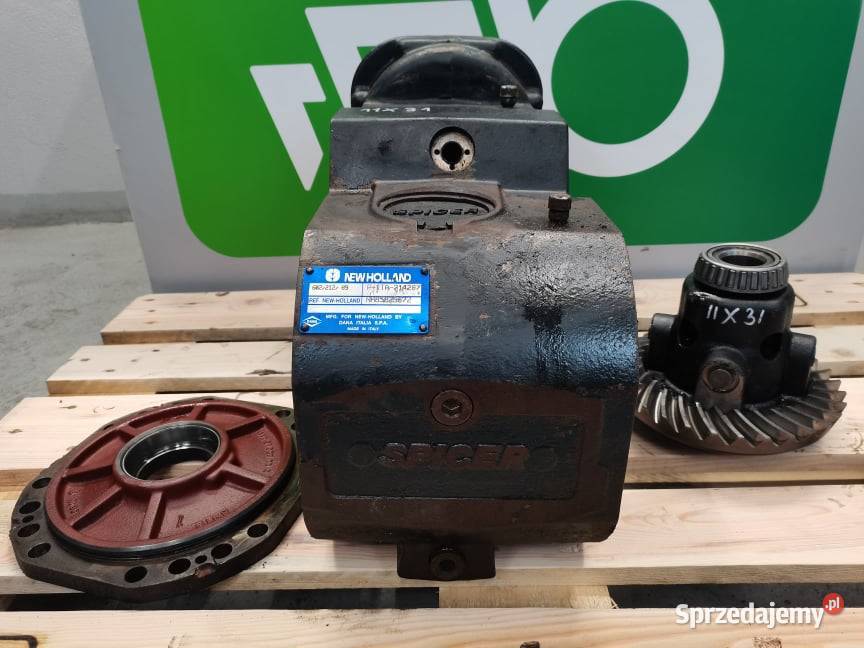 Holland LM 445 Dyferencjał 11X31 Spicer przód Pozostałe Pozostałe