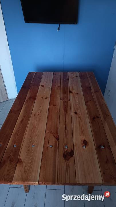 Sprzedam stół PRL z nowym drewnianym blatem Pozostałe kujawsko-pomorskie Młodocin