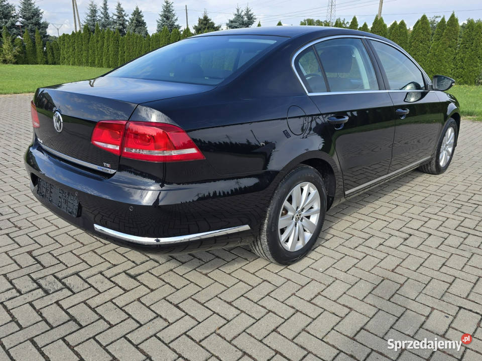 Volkswagen Passat 14Turbo benz NaviSerwisKlimatr 125KM