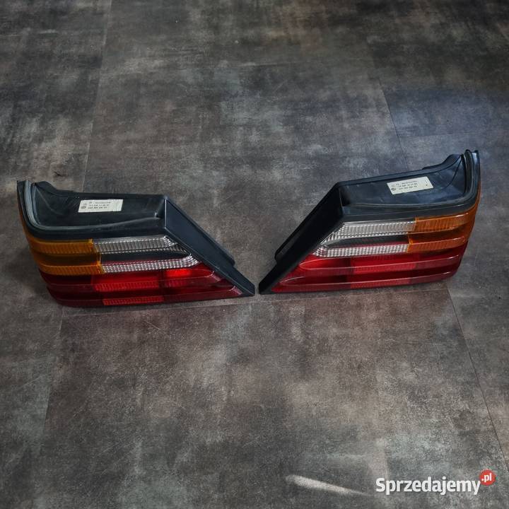 Klapa tył MErcedes sedan W124 888 berryl ZERO podkarpackie Łańcut