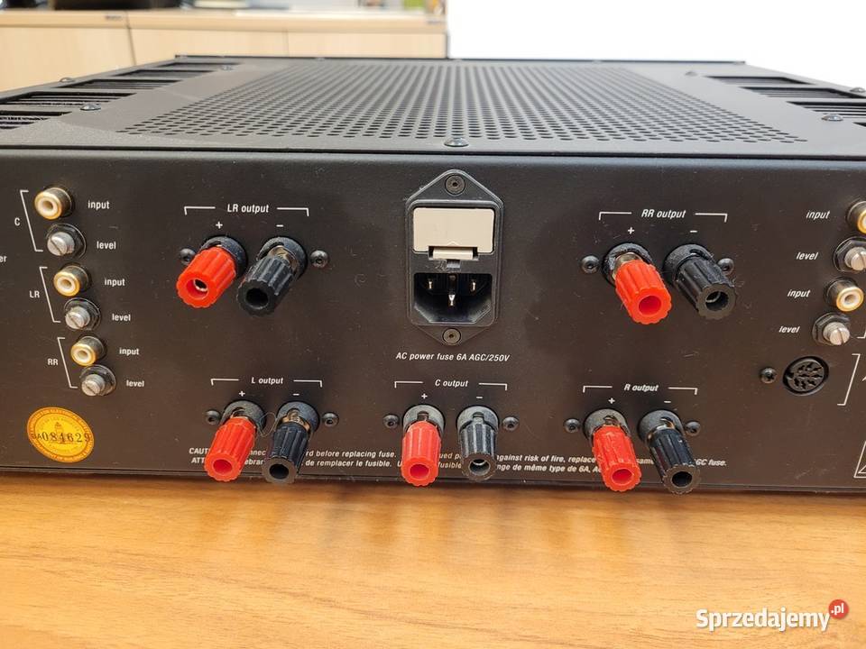 5cio pięciokanałowa końcówka mocy 3x100W 2x60W