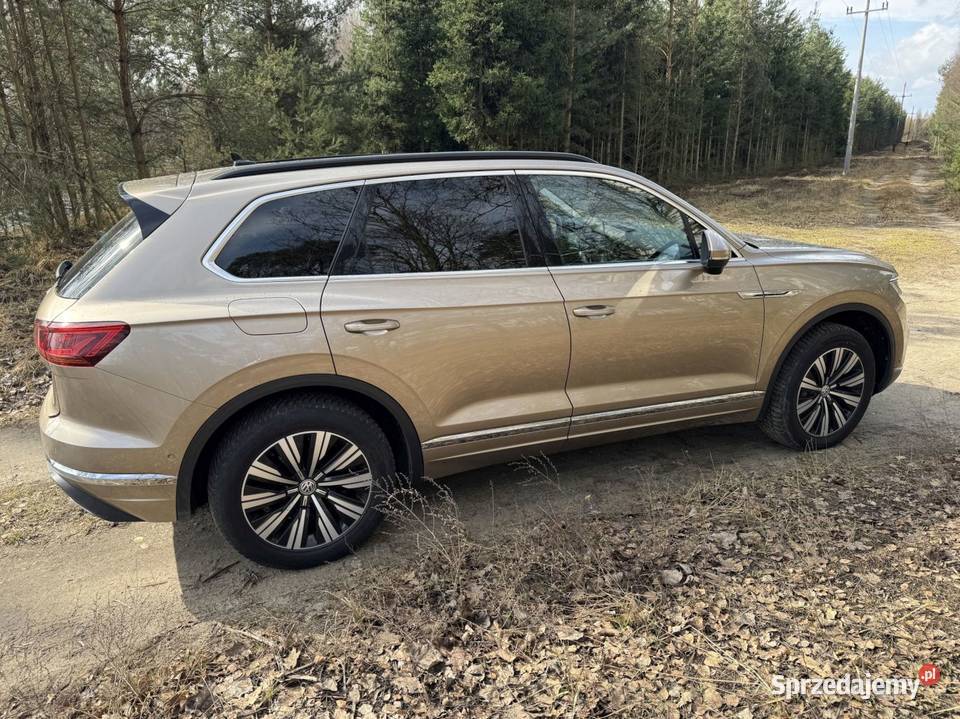Volkswagen Touareg 30 TDI 320 2018r nieuszkodzony Głogów sprzedam