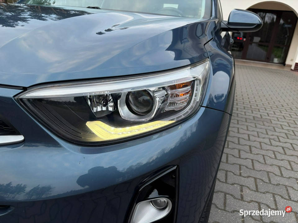 Kia Stonic Kamera cofania CarPlay Relingi Hak isofix Lipówki