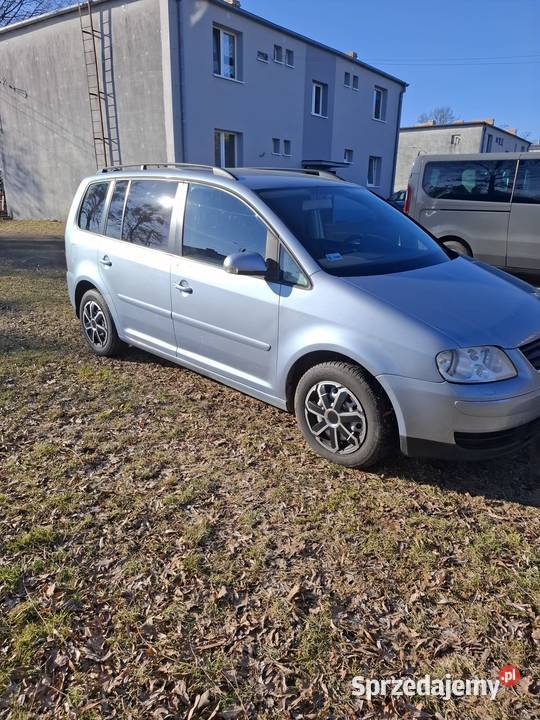 Volkswagen Touran manualna Pęperzyn
