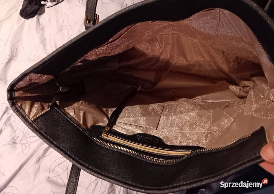 Czarna Torebka Damska Stylizowana na Michael Opole