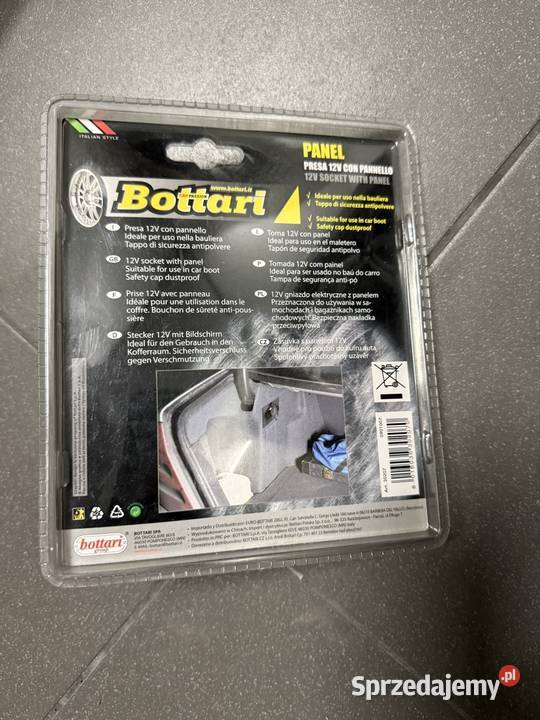 Gniazdo 12V nowe Lesznowola