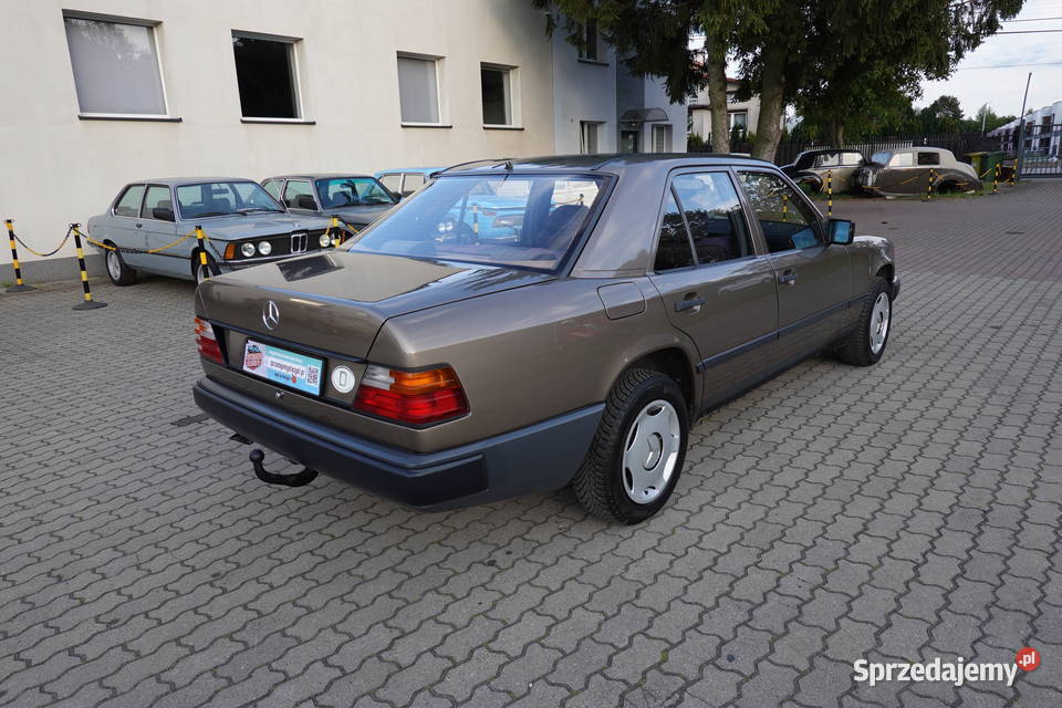 Mercedes W124 260E 4Matic 4x4 jeden z 1900 sztuk Sedan / Limuzyna Zgierz