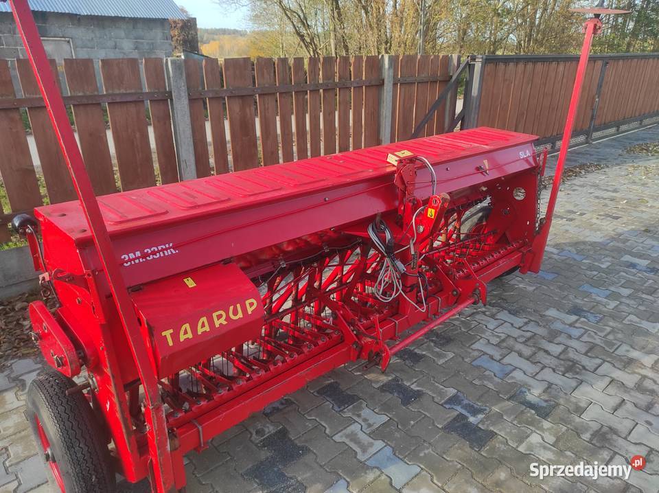 Siewnik zbożowy taarup nordstrn stegsted 3m Radoszyce