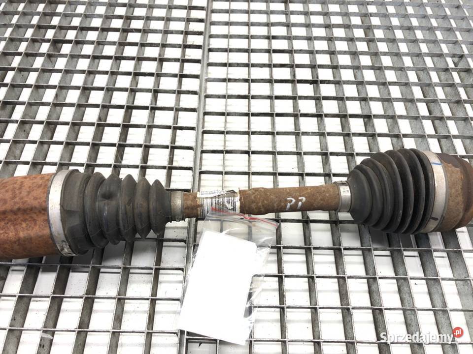 PÓŁOŚ PRAWY PRZÓD DACIA DUSTER 391016840R 15 116 osobowe