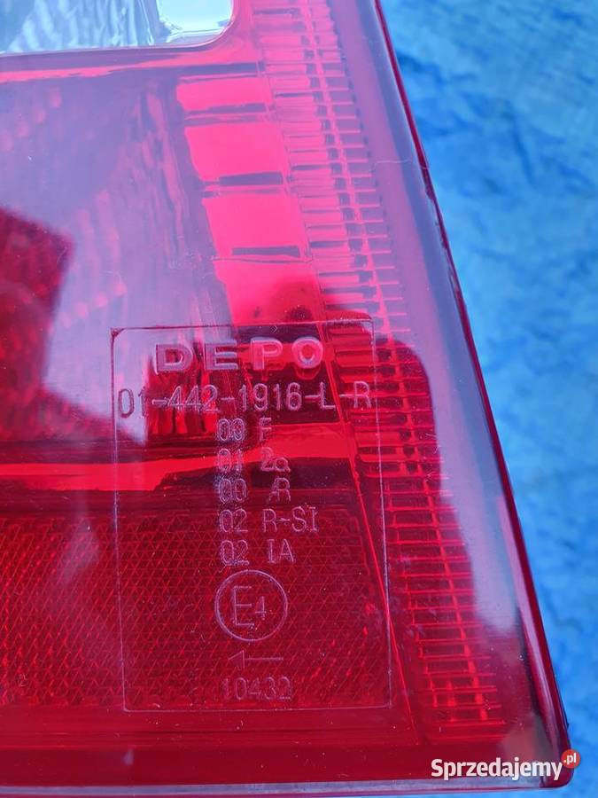 ASTRA 2 G lewy tył DEPO NOWA 80 osobowe Ostrowiec Świętokrzyski sprzedam