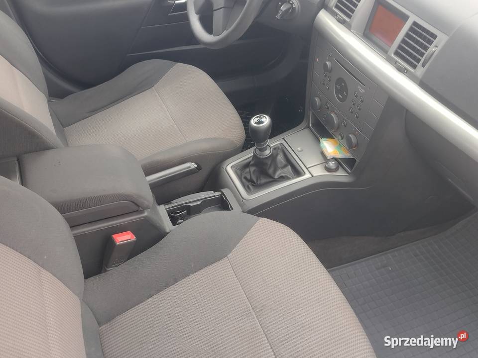 Opel Vectra 18 b 2003 ZADBANA bkorozji