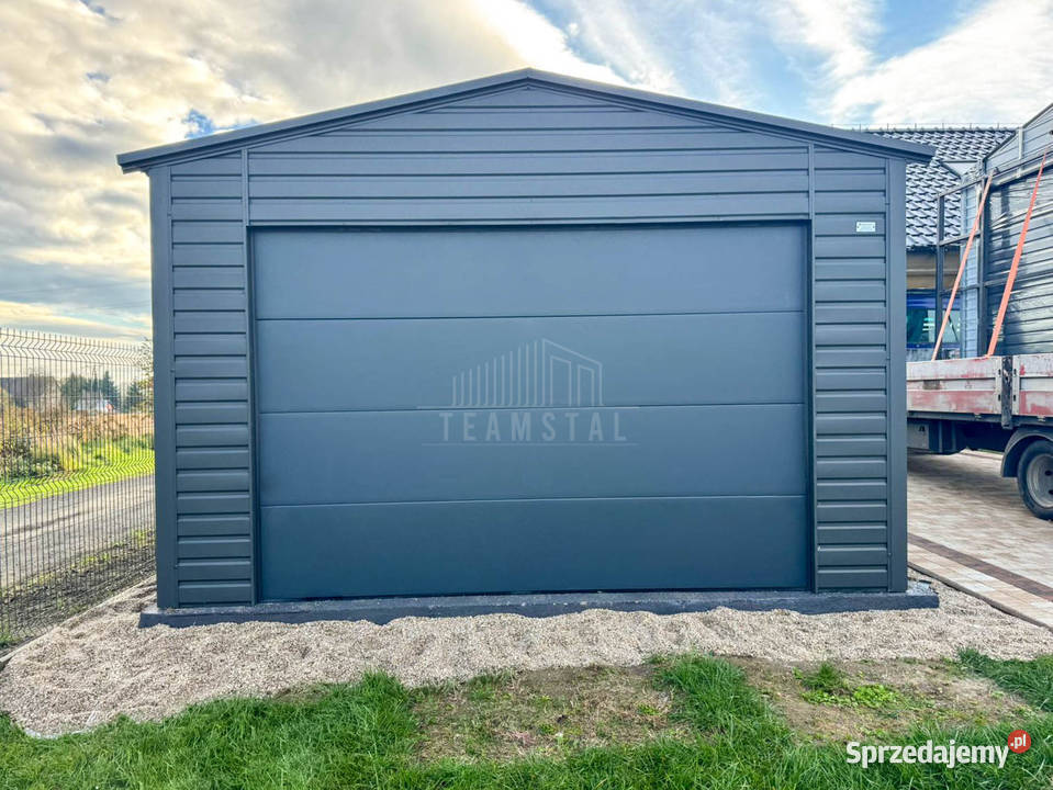 Garaz blaszany 4x6m brama segmentowa drzwi 2 x Nieruchomości Ruda Śląska sprzedam