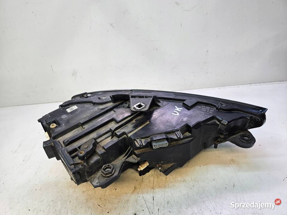 REFLEKTOR XENON LED LEWY AUDI A3 8V LIFT Przystajń sprzedam