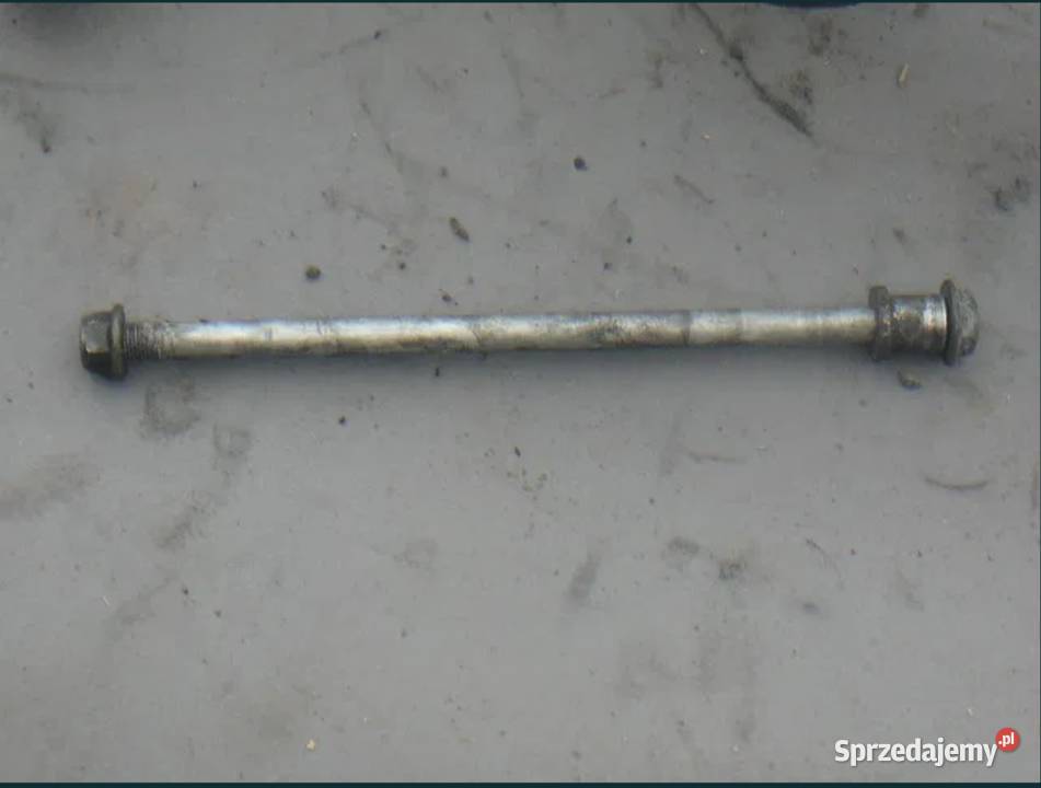 ośka mocowanie przedniego koła YAMAHA 125